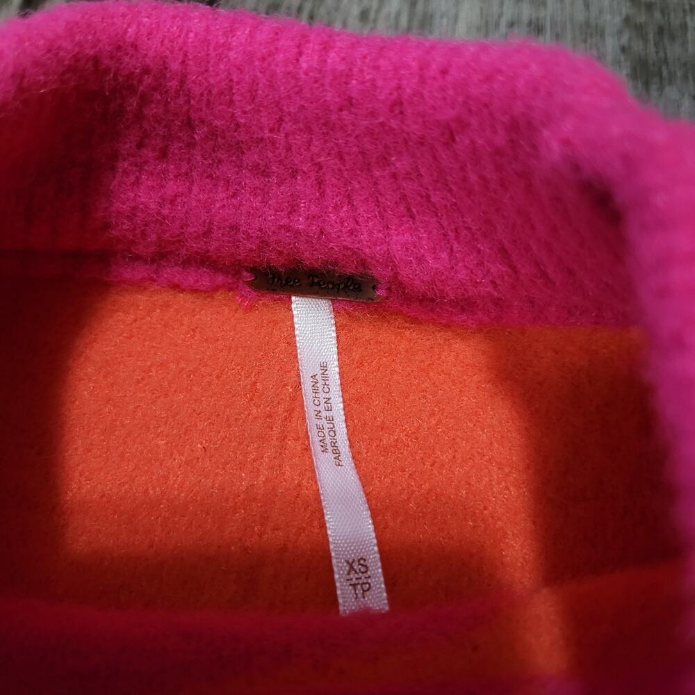 Free People Peaches Stripe Orange Pink Tunic Sweater XS (Has A Spot) - Picture 12 of 16